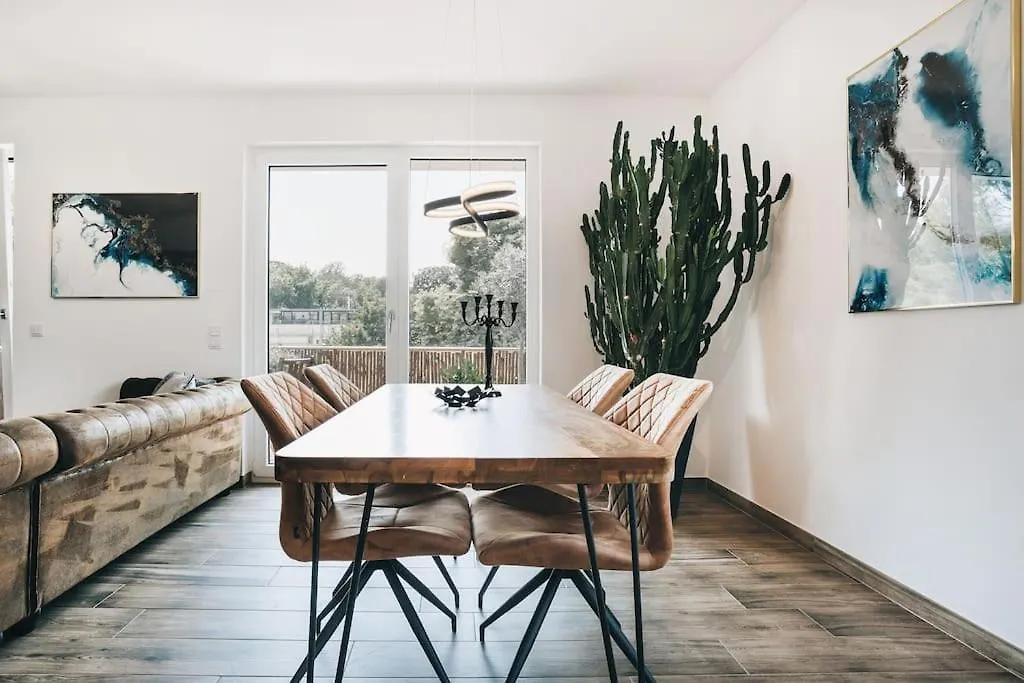 Stilvolle 4-Raumwohnung In Zentraler Lage Drezda Apartman